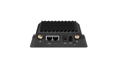 Ericsson Cradlepoint R980 Rugged + NetCloud 5 lat Global